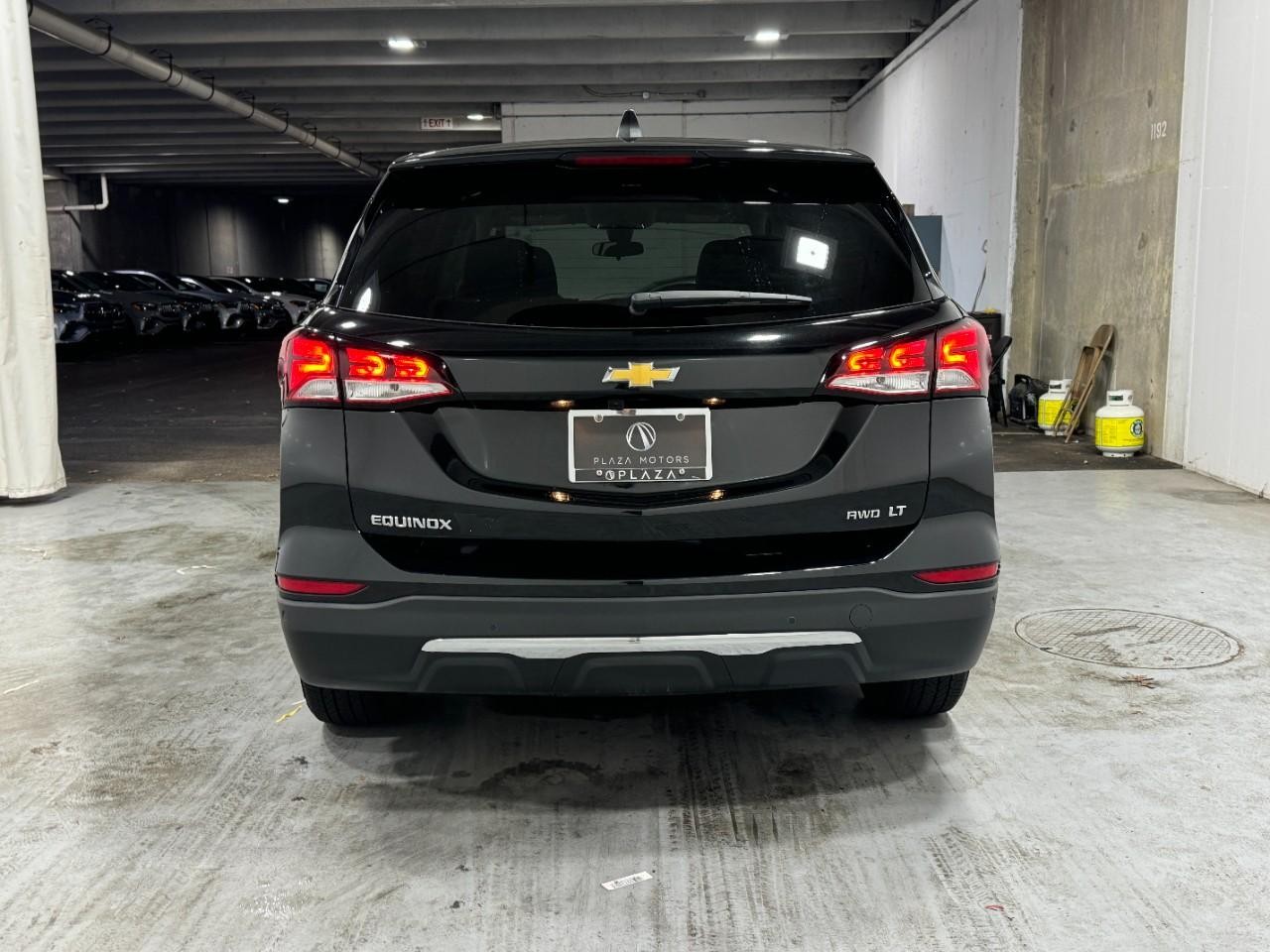 Chevrolet Equinox Vehicle Full-screen Gallery Image 09