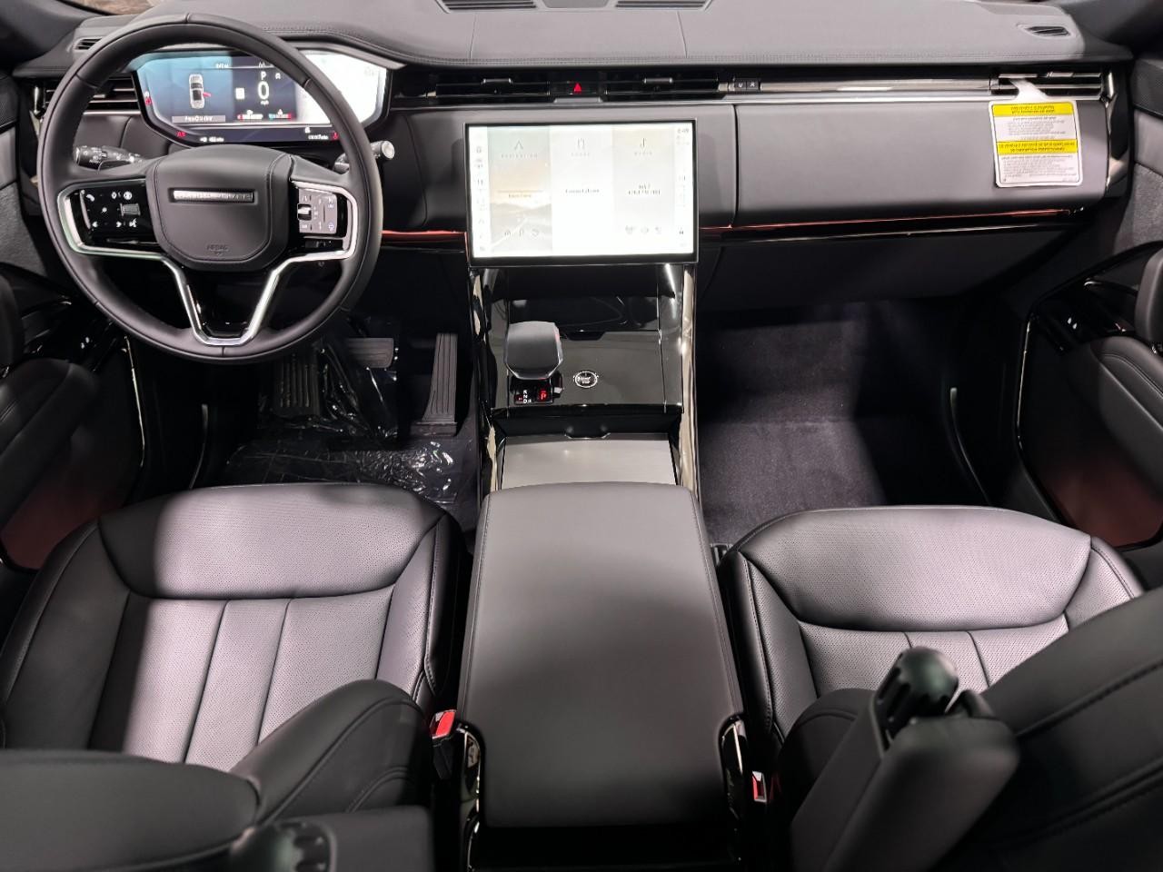 Land Rover Range Rover Sport Vehicle Full-screen Gallery Image 13