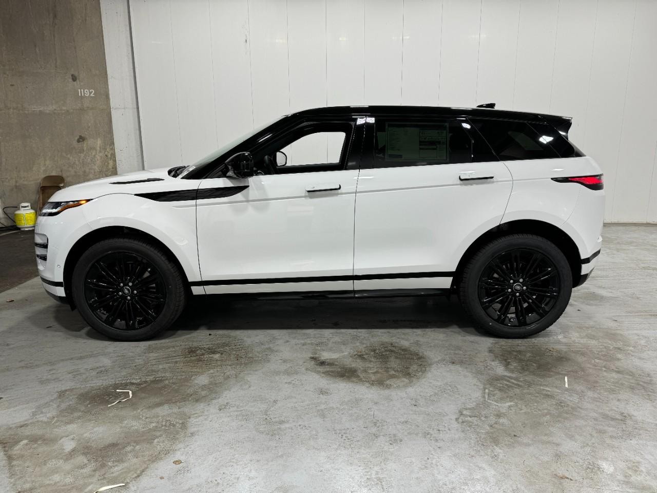 Land Rover Range Rover Evoque Vehicle Full-screen Gallery Image 2