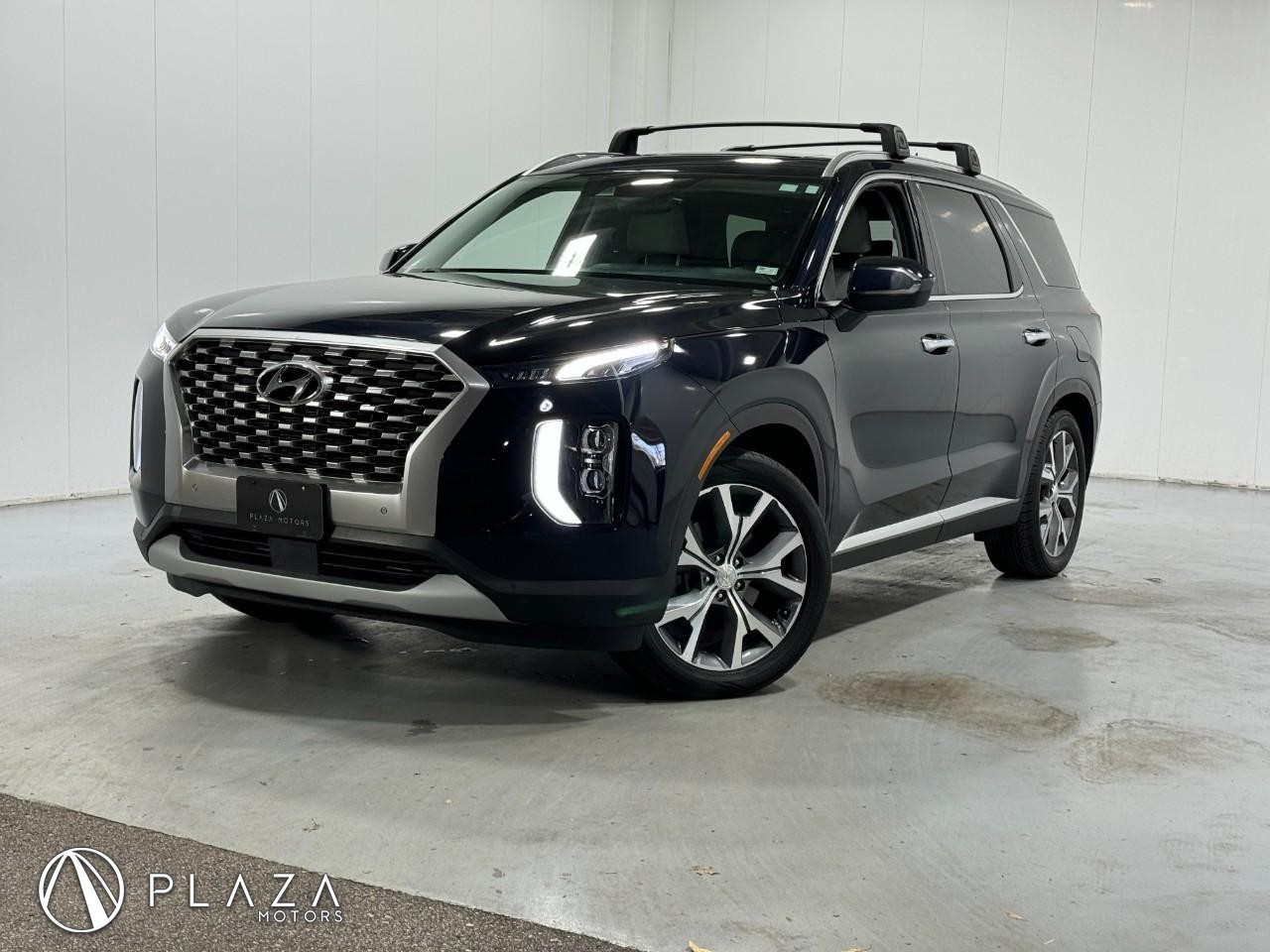Hyundai Palisade Vehicle Full-screen Gallery Image 01