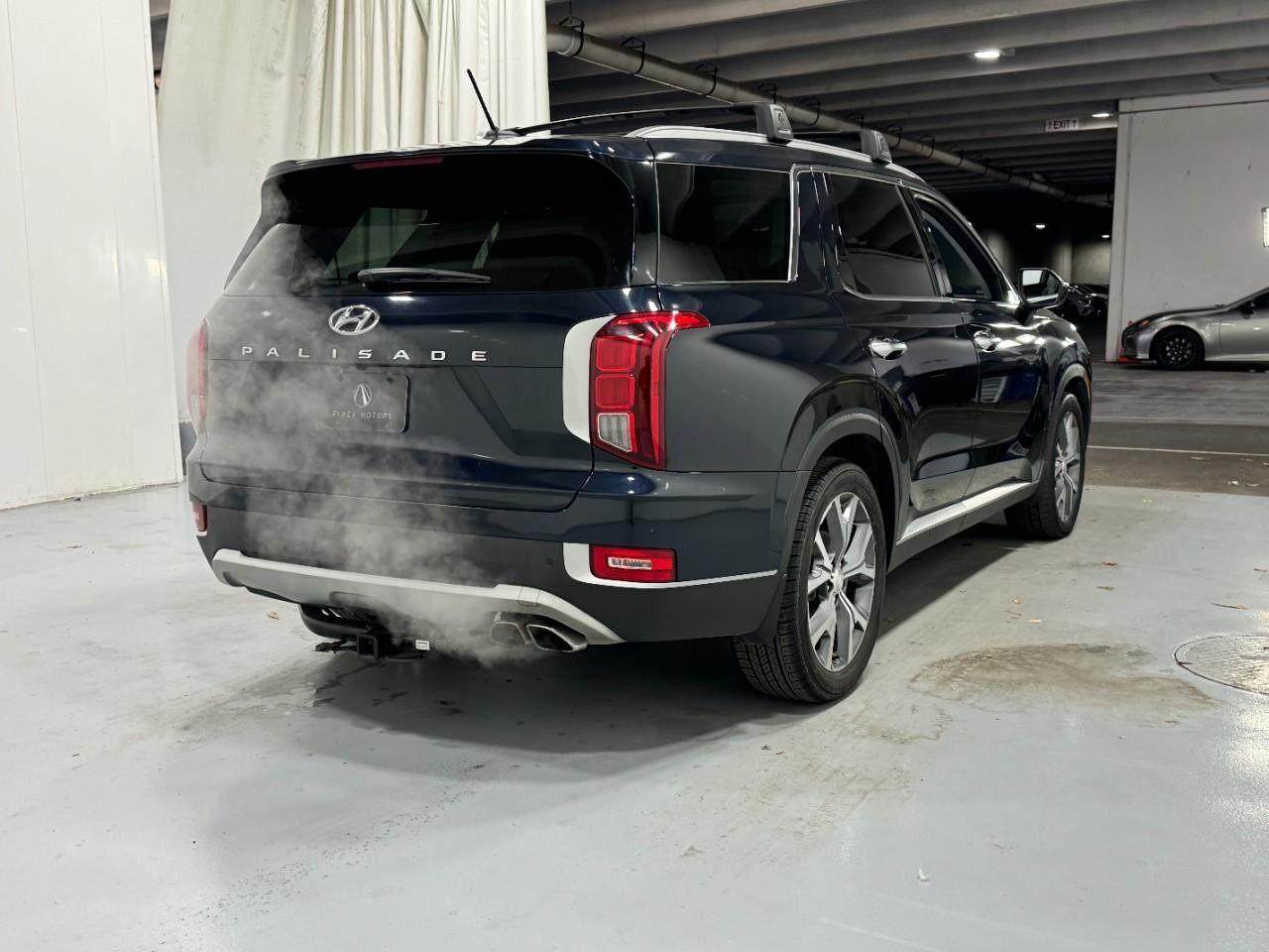 Hyundai Palisade Vehicle Full-screen Gallery Image 04