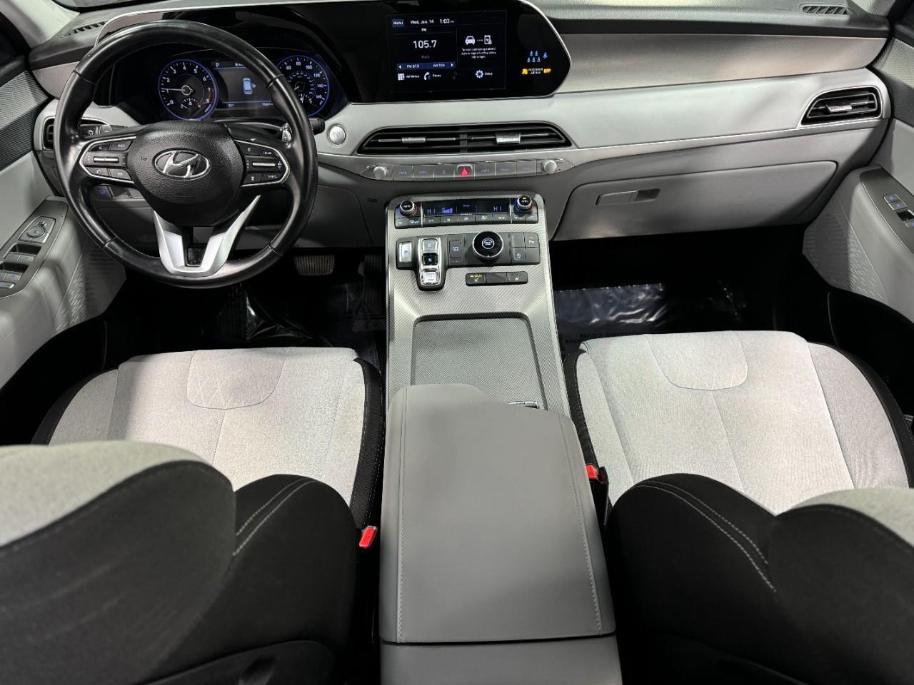 Hyundai Palisade Vehicle Full-screen Gallery Image 15