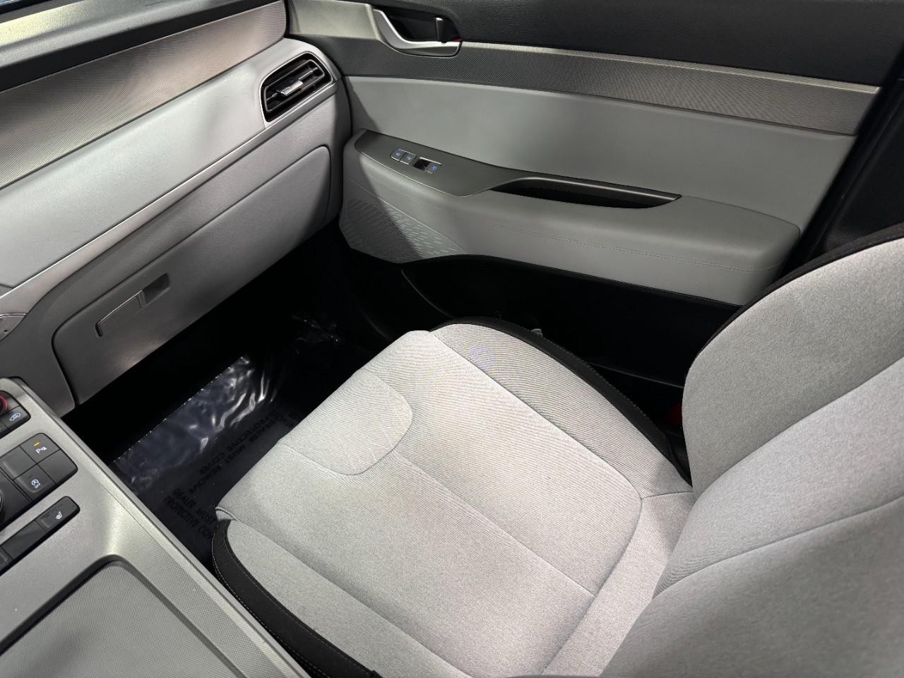 Hyundai Palisade Vehicle Full-screen Gallery Image 19