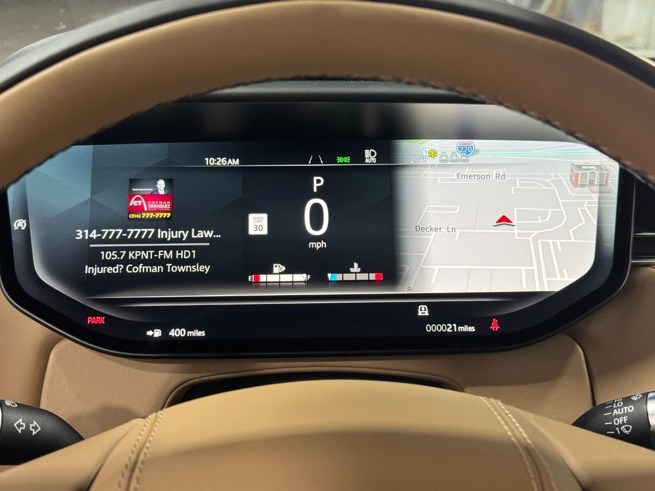 Land Rover Range Rover Sport Vehicle Full-screen Gallery Image 31