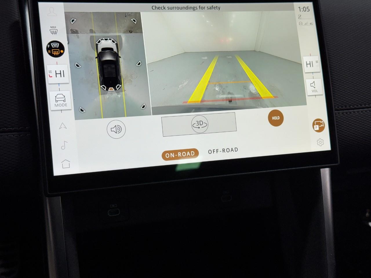 Land Rover Discovery Sport Vehicle Full-screen Gallery Image 33