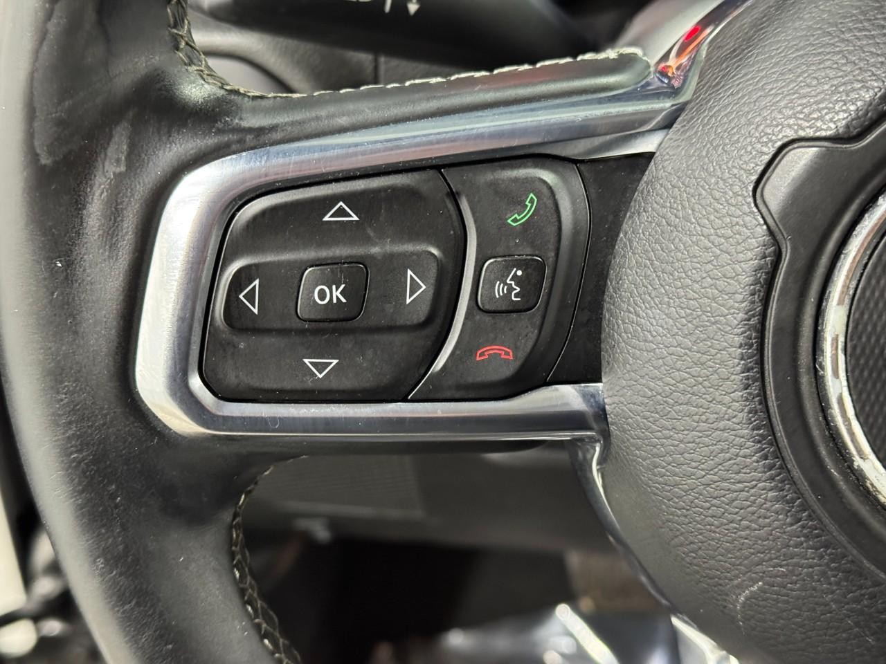 Jeep Wrangler Unlimited Vehicle Full-screen Gallery Image 27