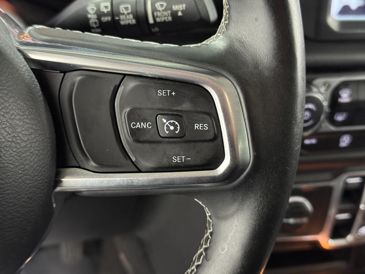 Jeep Wrangler Unlimited Vehicle Full-screen Gallery Image 28