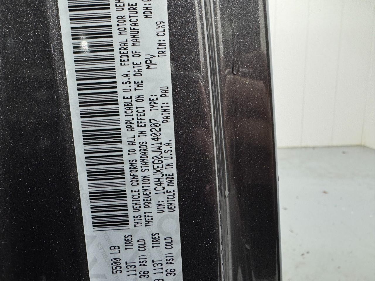 Jeep Wrangler Unlimited Vehicle Full-screen Gallery Image 30