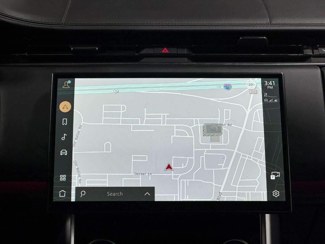 Land Rover Range Rover Vehicle Full-screen Gallery Image 15