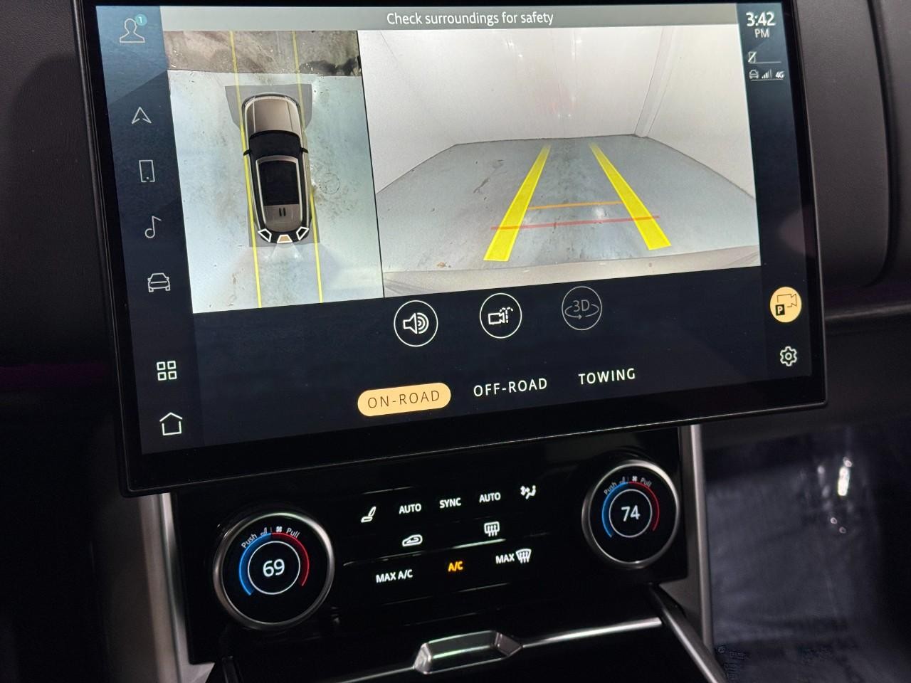 Land Rover Range Rover Vehicle Full-screen Gallery Image 34