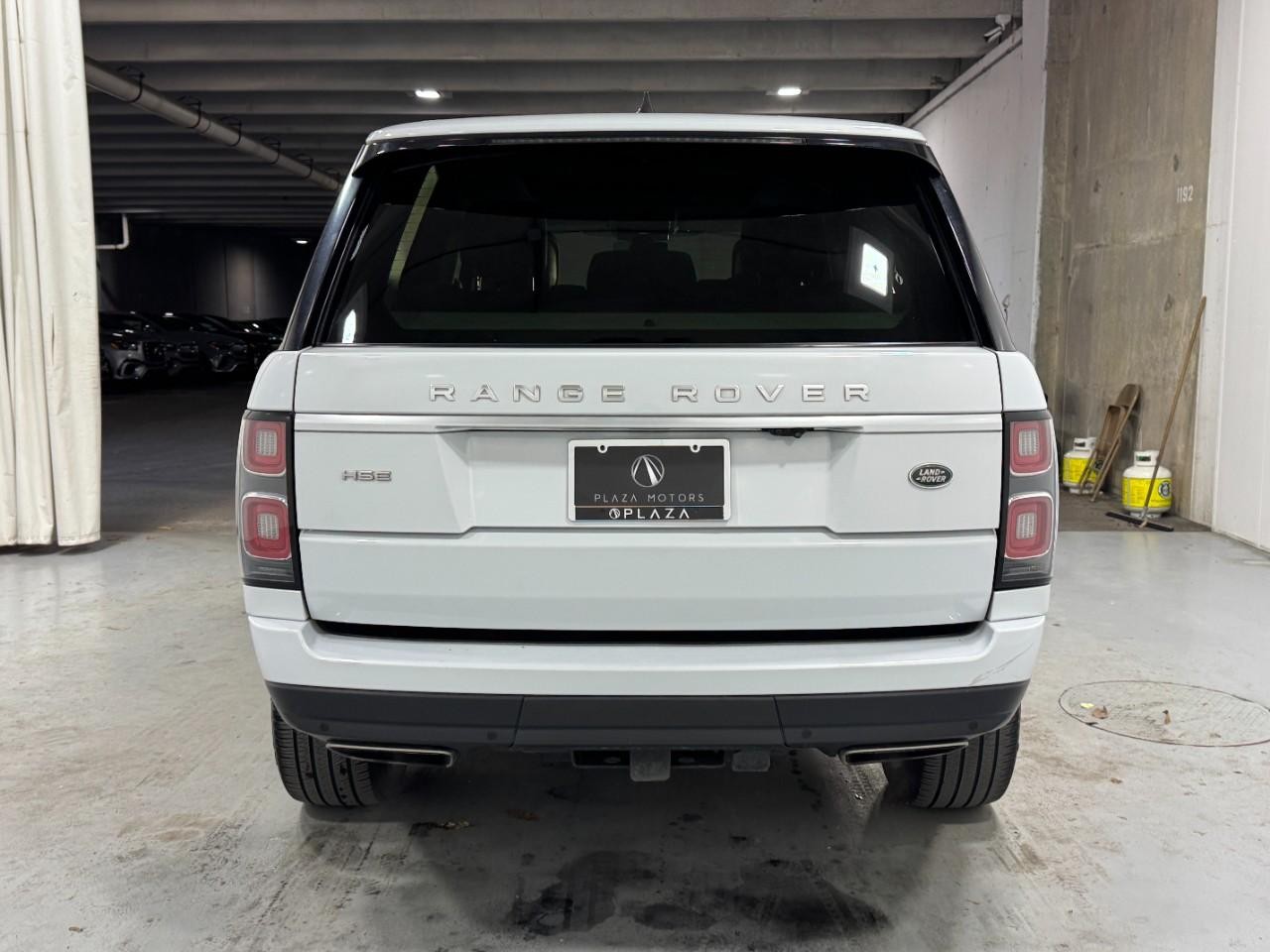 Land Rover Range Rover Vehicle Full-screen Gallery Image 09