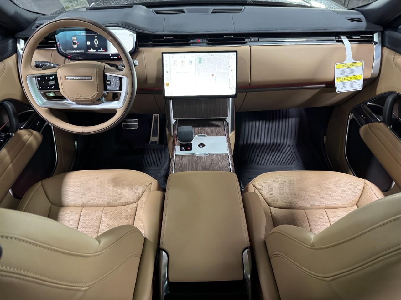 Land Rover Range Rover Vehicle Full-screen Gallery Image 13