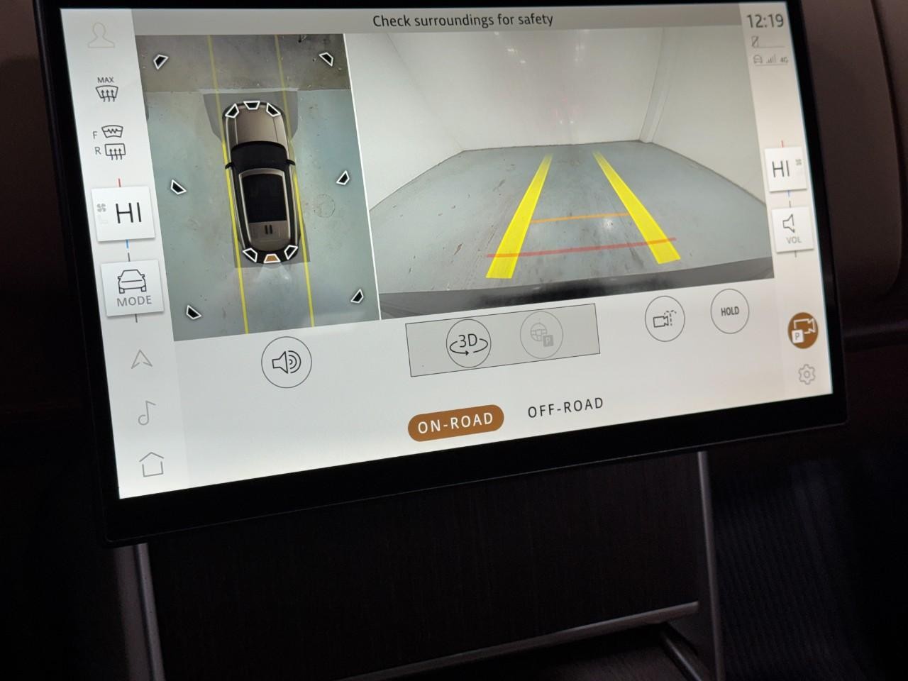 Land Rover Range Rover Vehicle Full-screen Gallery Image 33