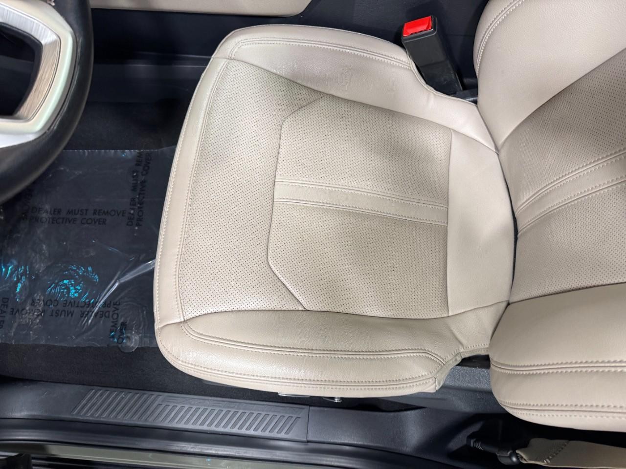 Ford Expedition Max Vehicle Full-screen Gallery Image 29