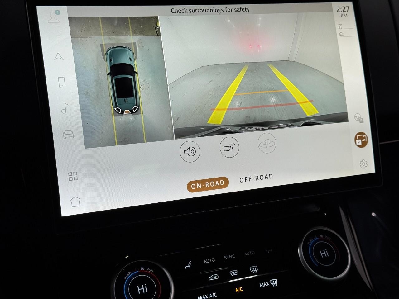 Land Rover Range Rover Sport Vehicle Full-screen Gallery Image 34