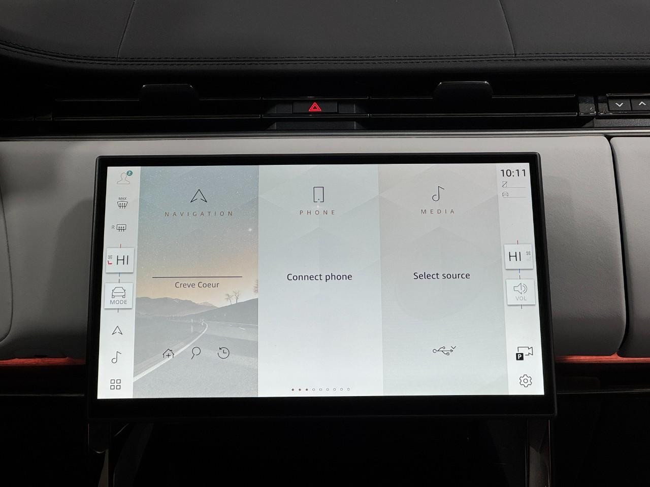 Land Rover Range Rover Sport Vehicle Full-screen Gallery Image 16