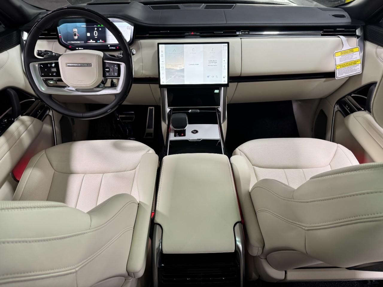 Land Rover Range Rover Vehicle Full-screen Gallery Image 13
