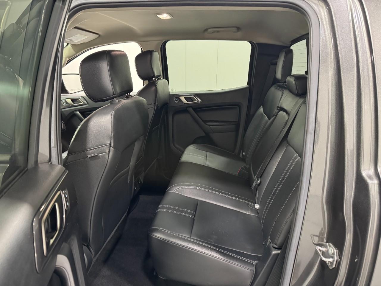 Ford Ranger Vehicle Full-screen Gallery Image 8