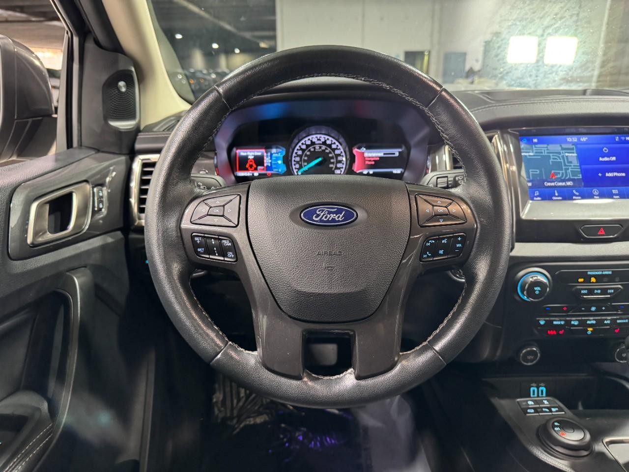 Ford Ranger Vehicle Full-screen Gallery Image 12