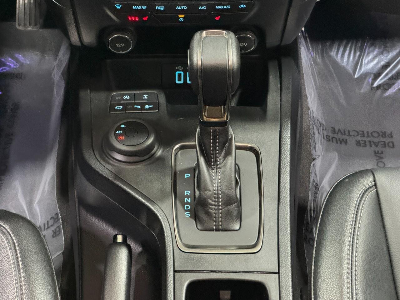 Ford Ranger Vehicle Full-screen Gallery Image 15