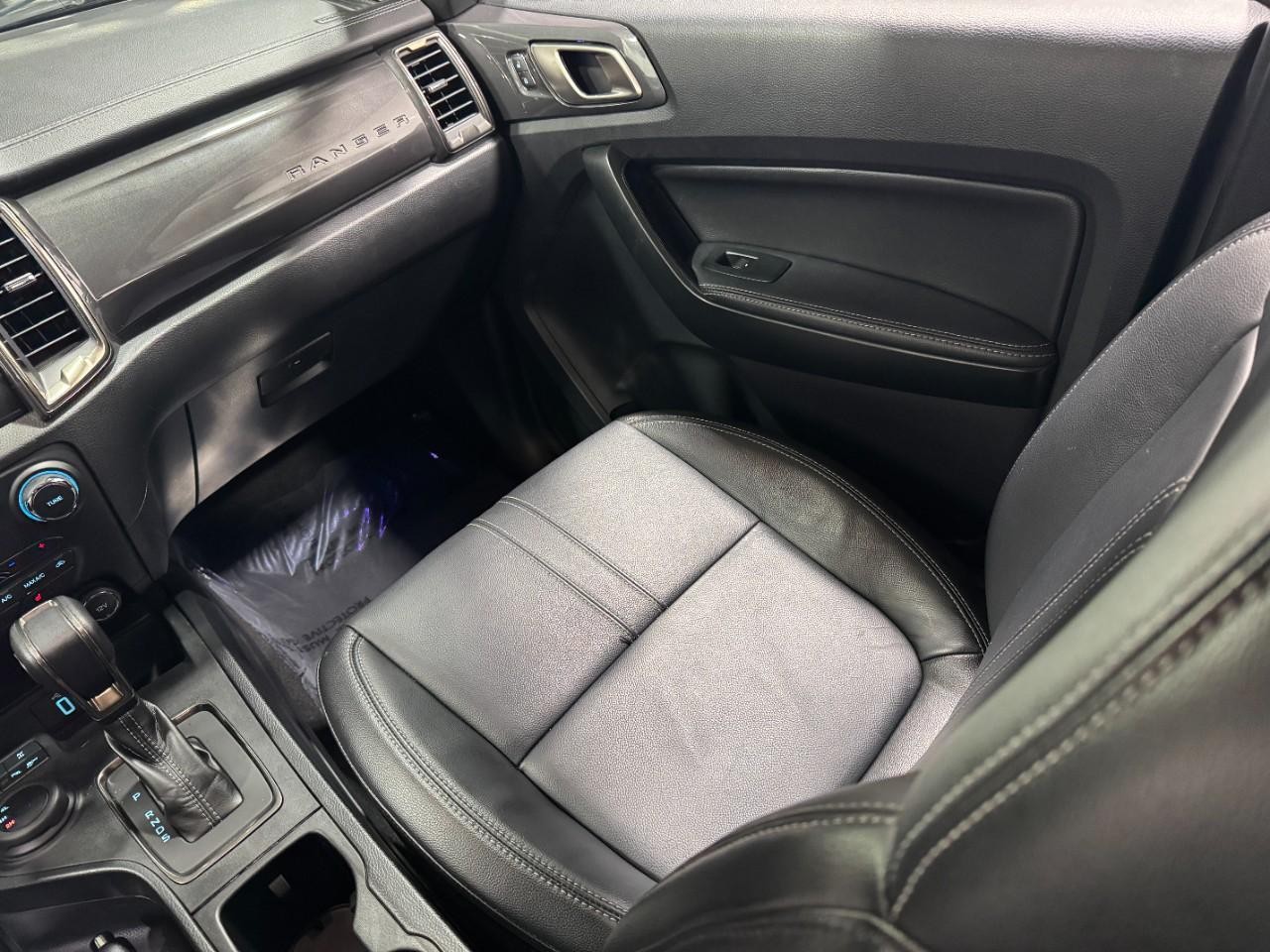 Ford Ranger Vehicle Full-screen Gallery Image 16