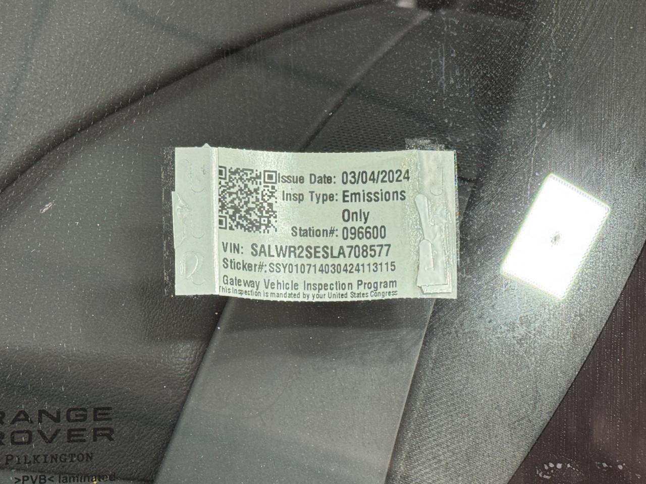 Land Rover Range Rover Sport Vehicle Full-screen Gallery Image 35