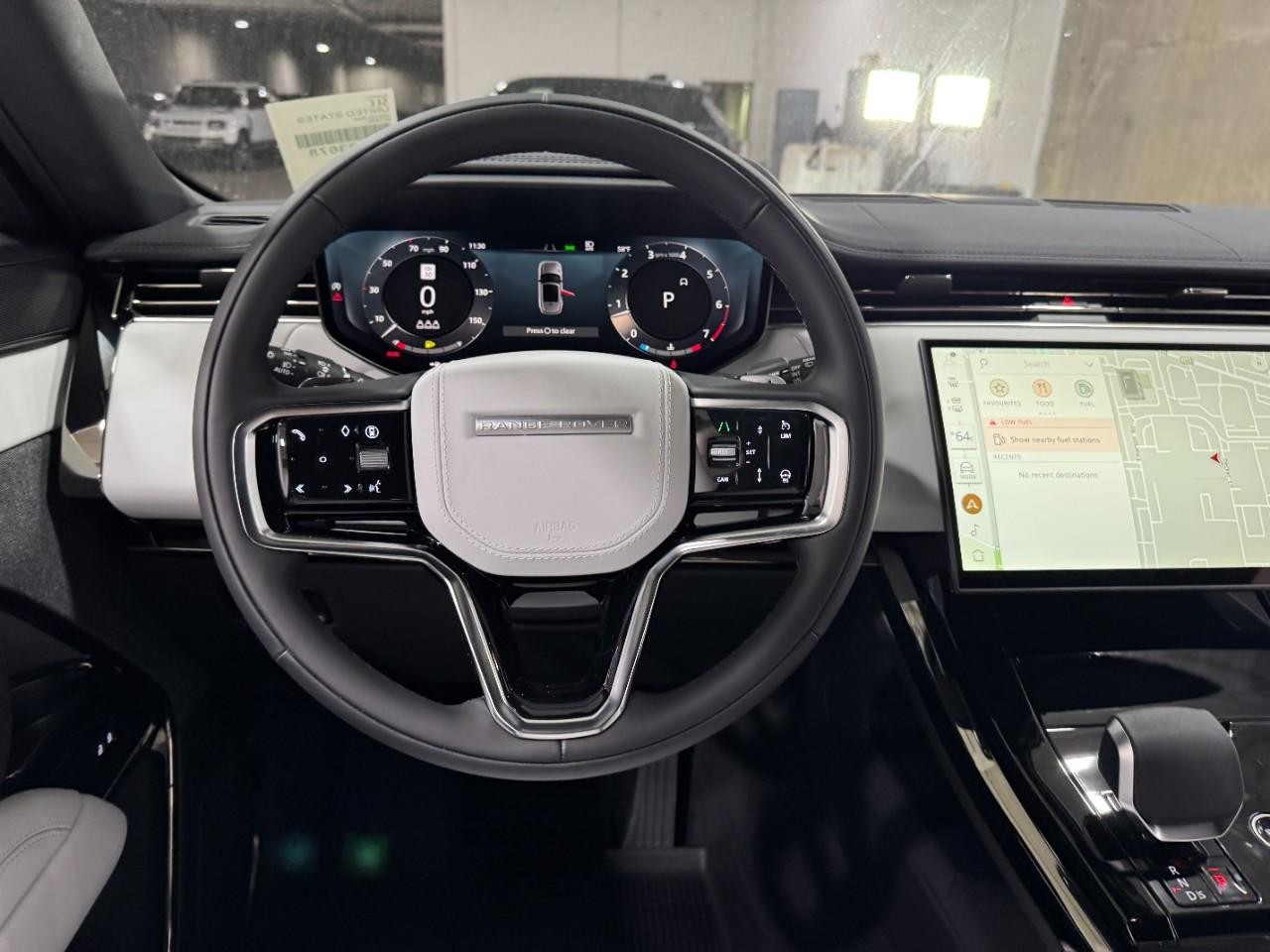 Land Rover Range Rover Sport Vehicle Full-screen Gallery Image 14