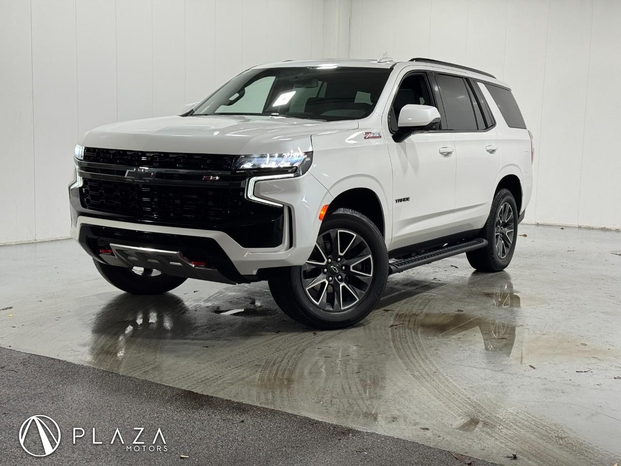 Chevrolet Tahoe Vehicle Full-screen Gallery Image 01