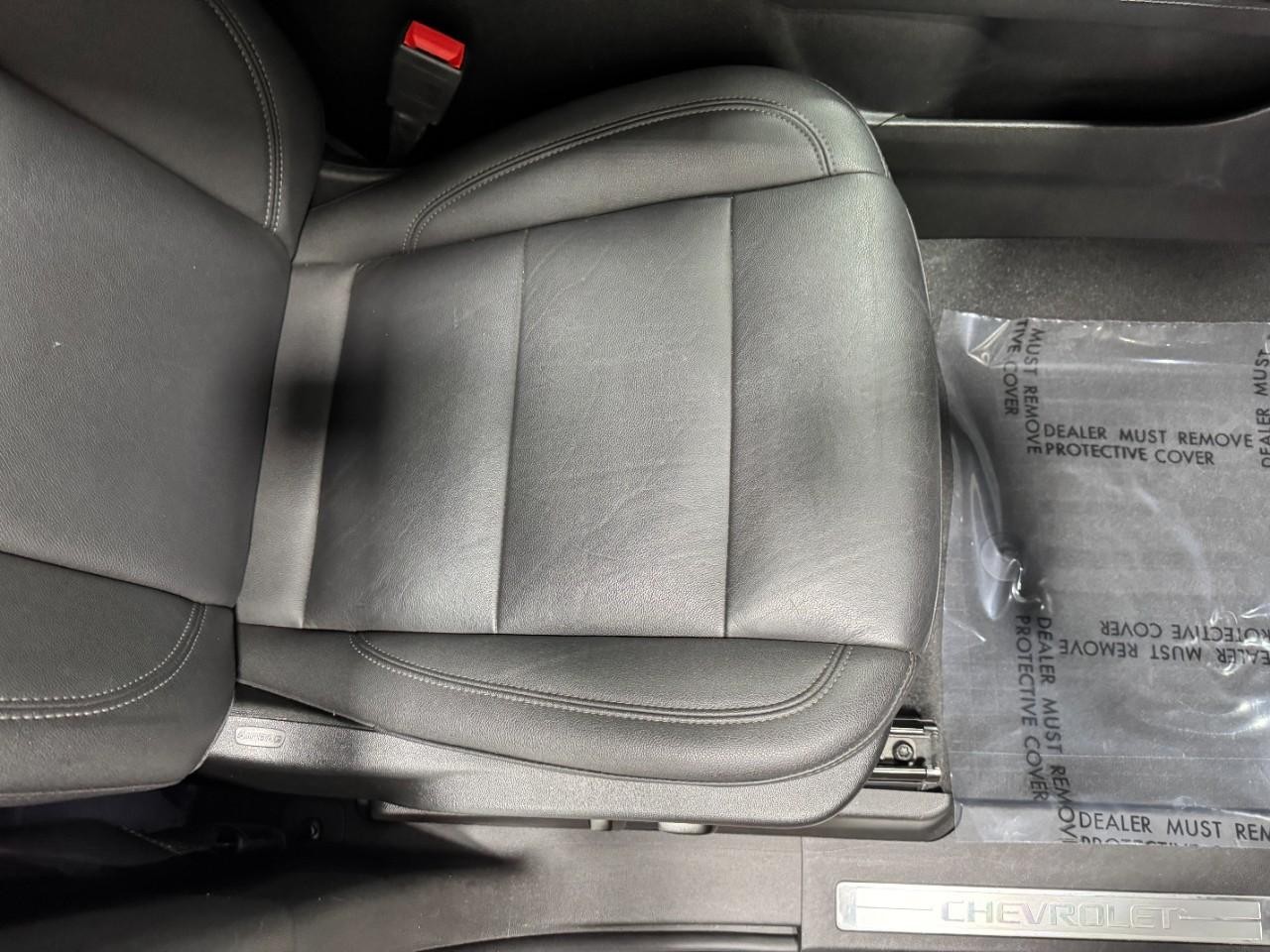 Chevrolet Tahoe Vehicle Full-screen Gallery Image 22