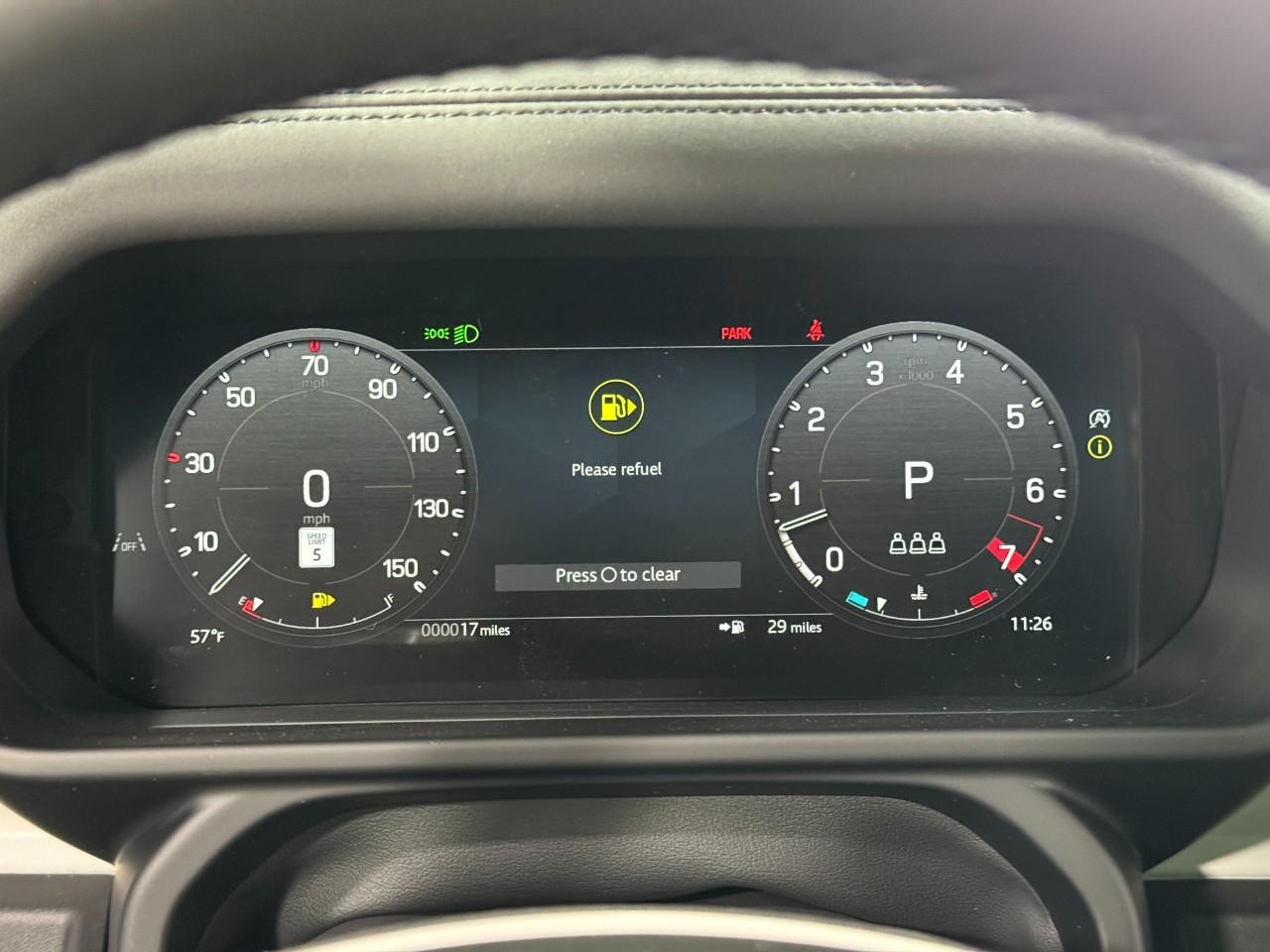 Land Rover Defender Vehicle Full-screen Gallery Image 31