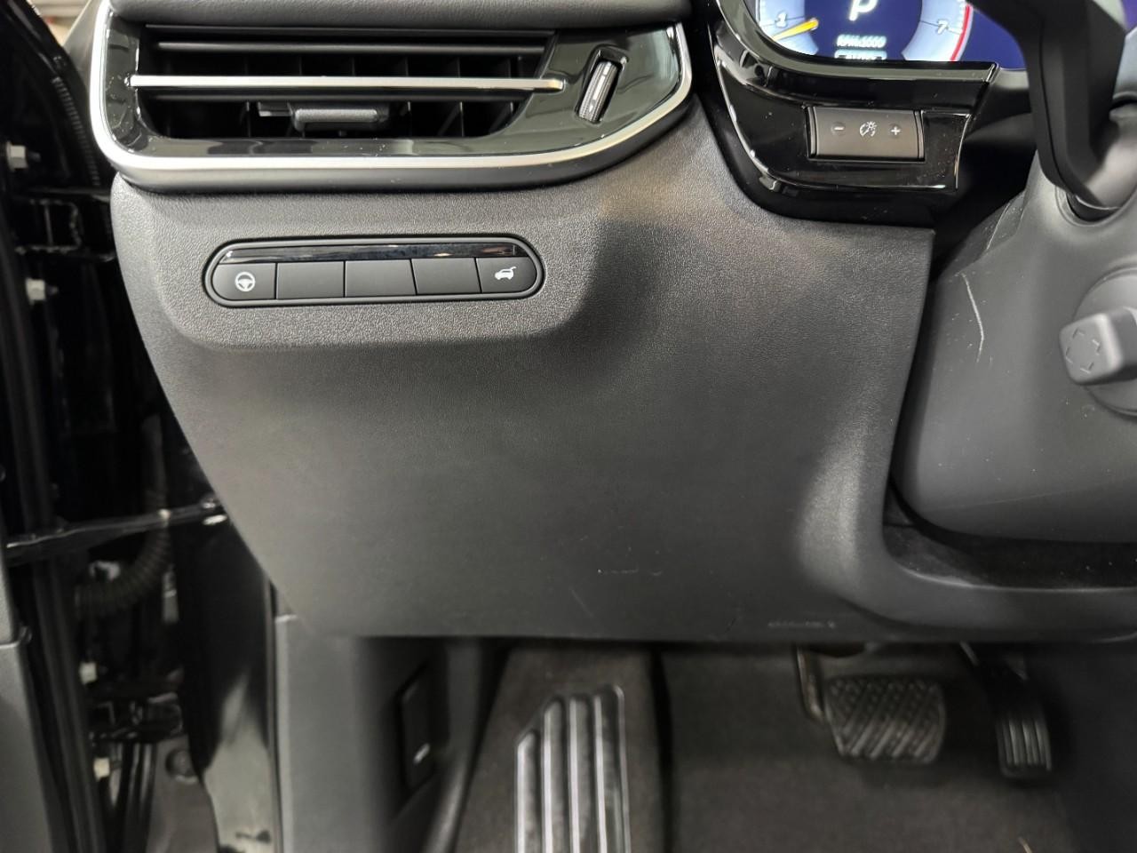 INFINITI QX60 Vehicle Full-screen Gallery Image 28