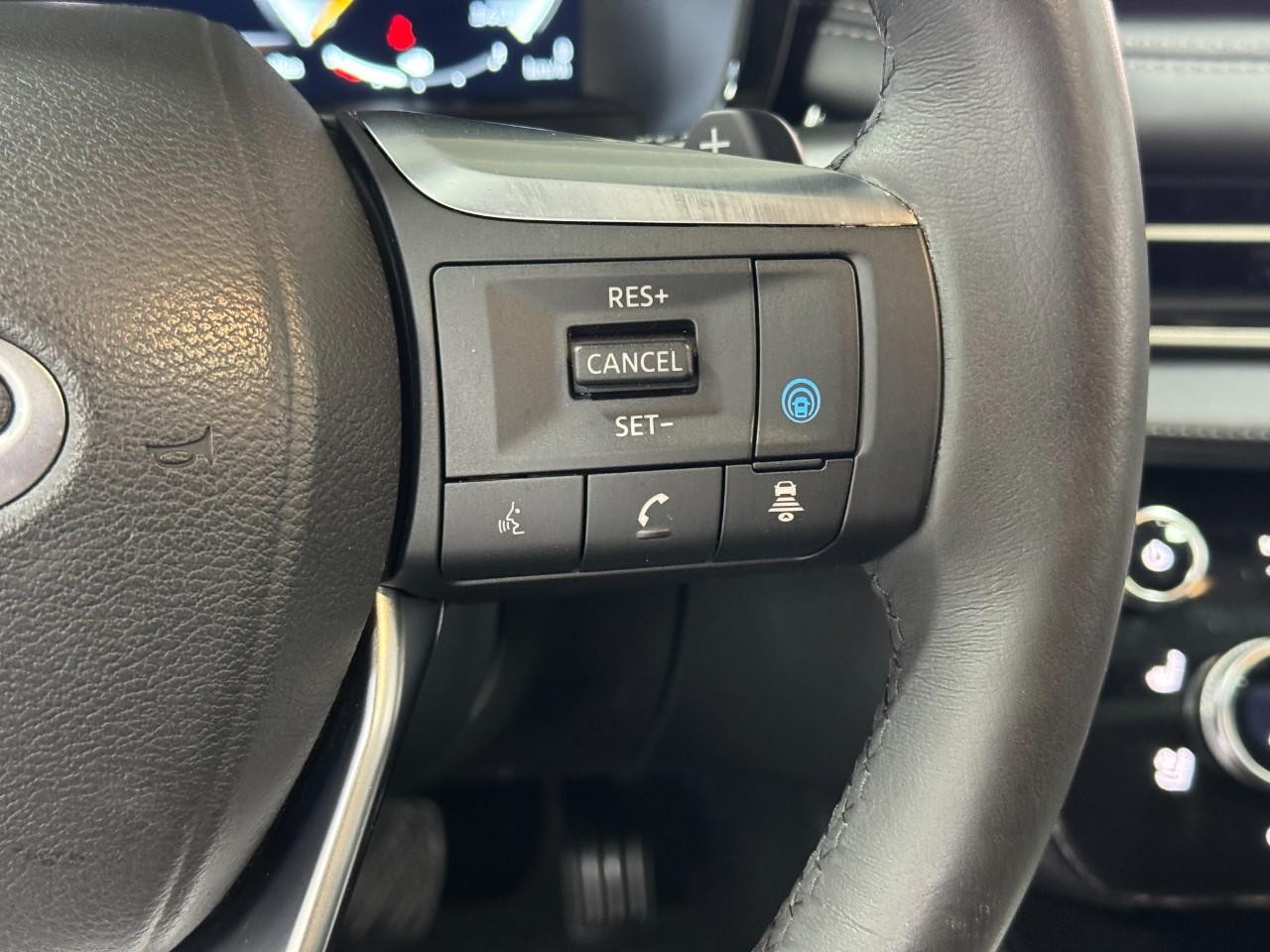 INFINITI QX60 Vehicle Full-screen Gallery Image 30