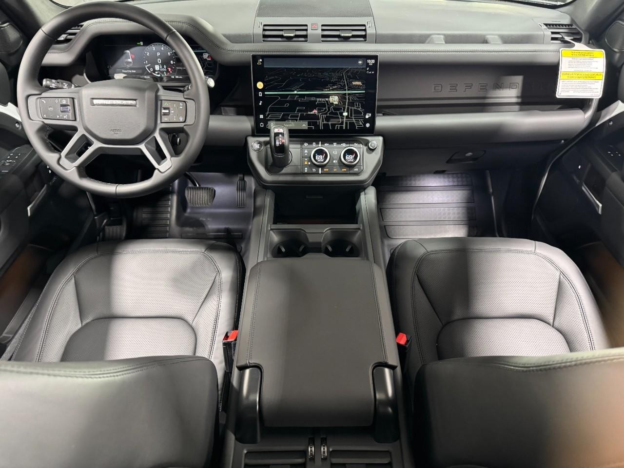 Land Rover Defender Vehicle Full-screen Gallery Image 13