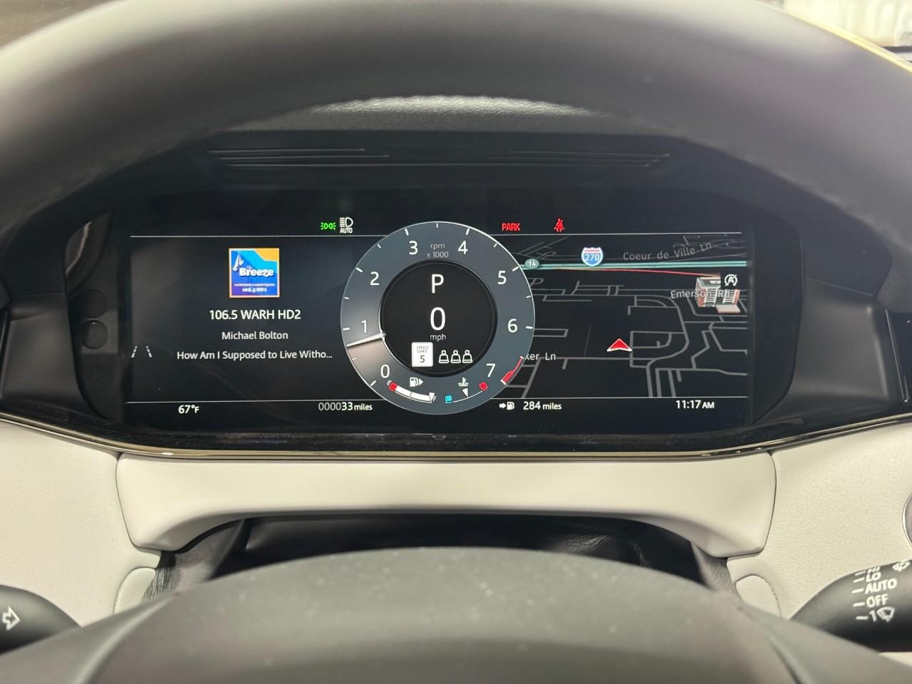 Land Rover Range Rover Evoque Vehicle Full-screen Gallery Image 31