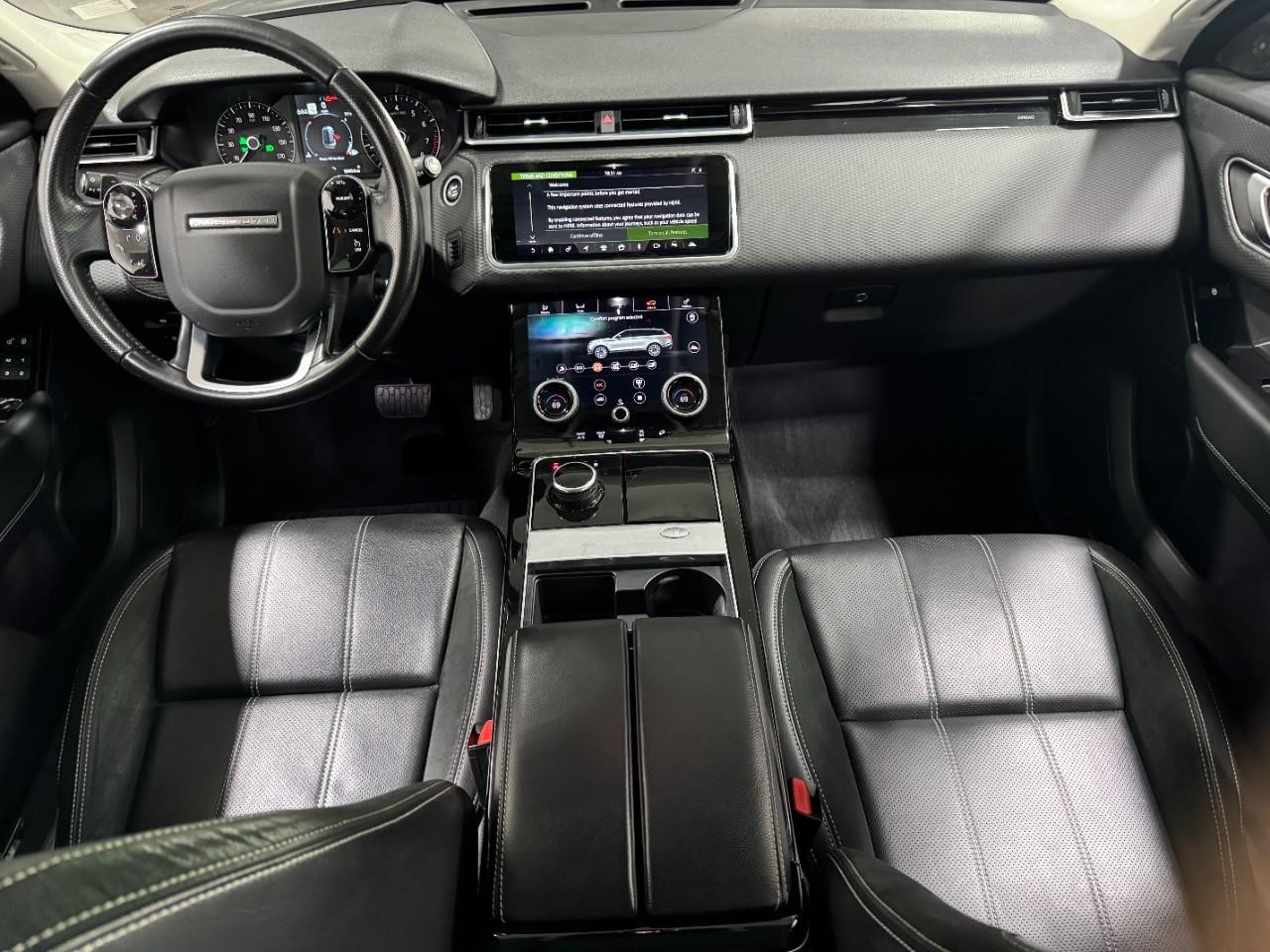 Land Rover Range Rover Velar Vehicle Full-screen Gallery Image 12