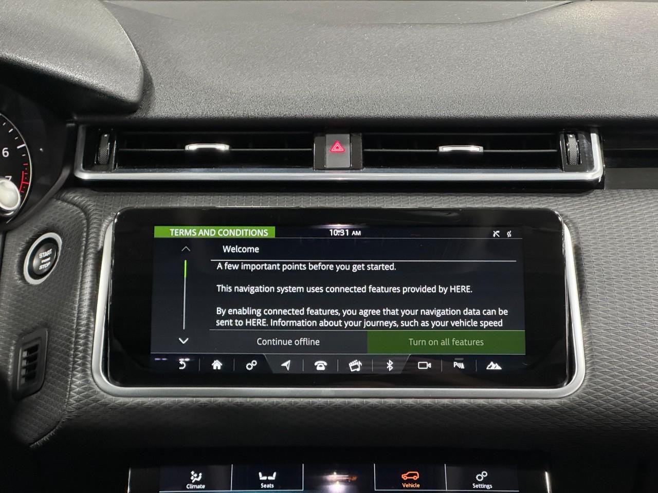 Land Rover Range Rover Velar Vehicle Full-screen Gallery Image 14