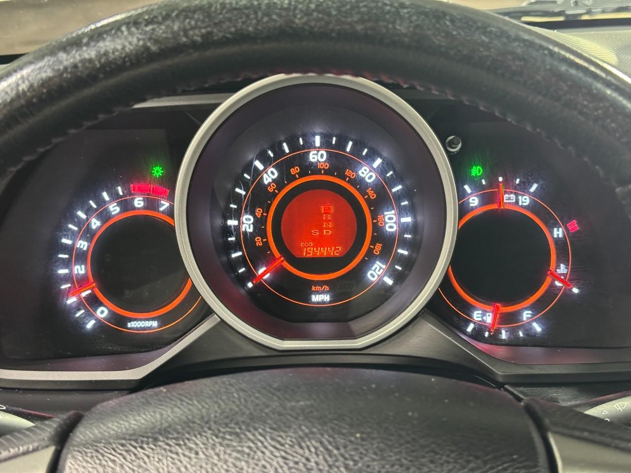 Toyota 4Runner Vehicle Full-screen Gallery Image 32