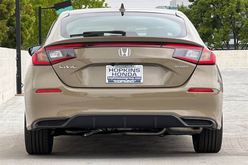 Honda Civic Hatchback Vehicle Full-screen Gallery Image 05