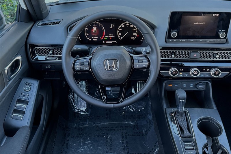 Honda Civic Hatchback Vehicle Full-screen Gallery Image 11