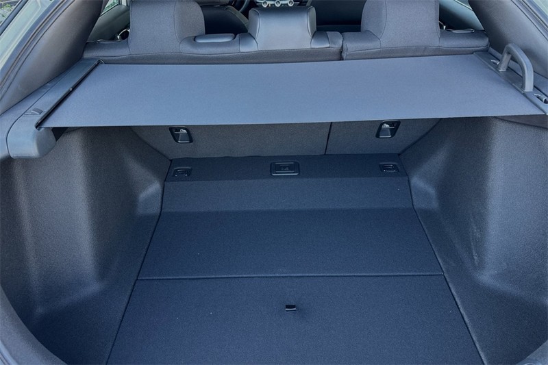 Honda Civic Hatchback Vehicle Full-screen Gallery Image 12