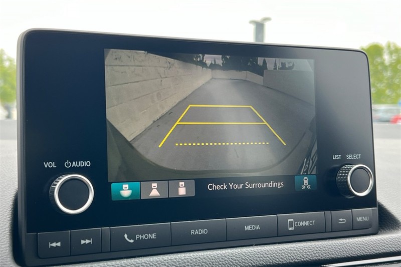 Honda Civic Hatchback Vehicle Full-screen Gallery Image 16