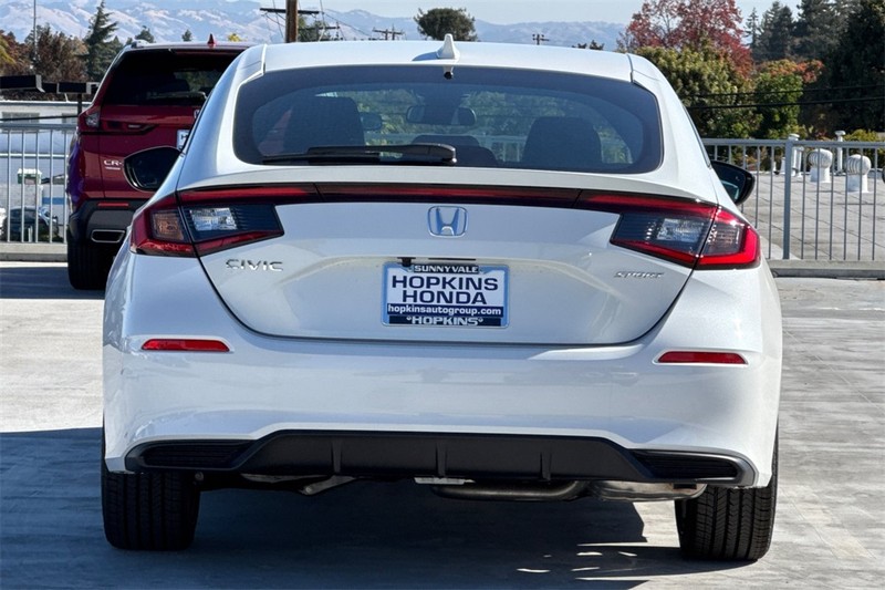 Honda Civic Hatchback Vehicle Full-screen Gallery Image 05