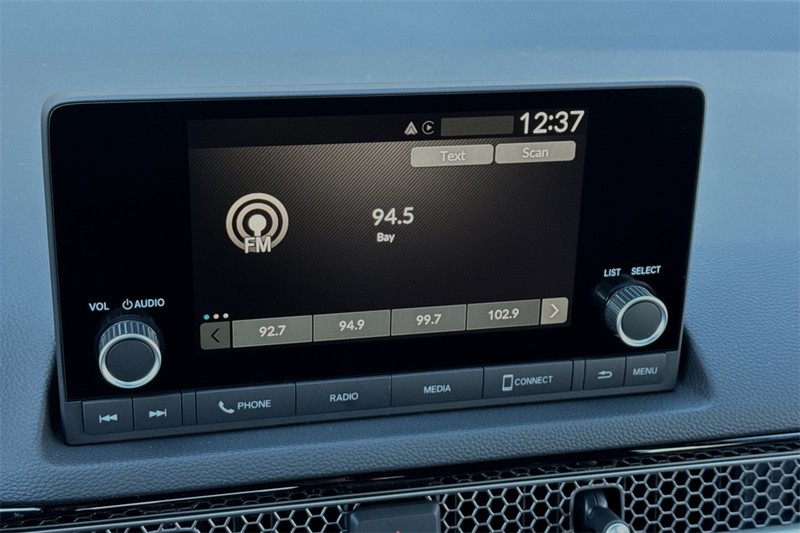 Honda Civic Hatchback Vehicle Full-screen Gallery Image 15