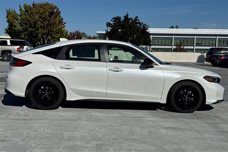 Honda Civic Hatchback Vehicle Full-screen Gallery Image 03