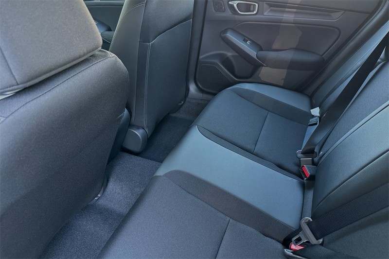 Honda Civic Hatchback Vehicle Full-screen Gallery Image 09