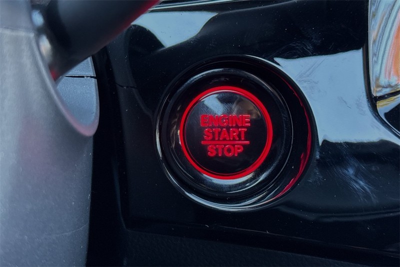 Honda Civic Hatchback Vehicle Full-screen Gallery Image 19