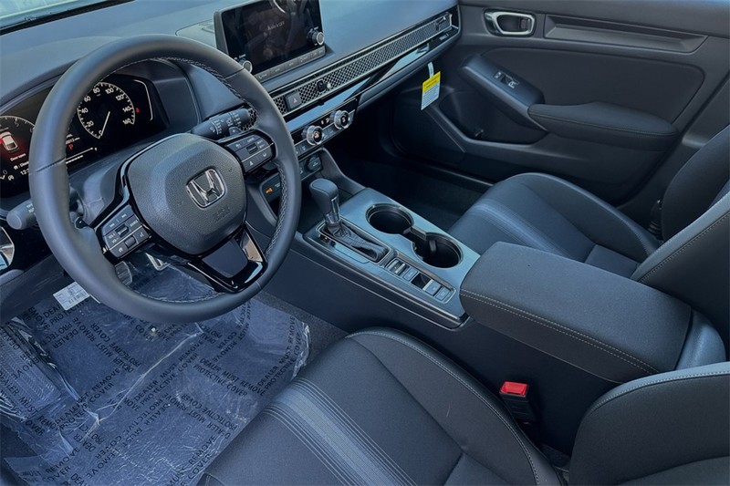 Honda Civic Hatchback Vehicle Full-screen Gallery Image 07