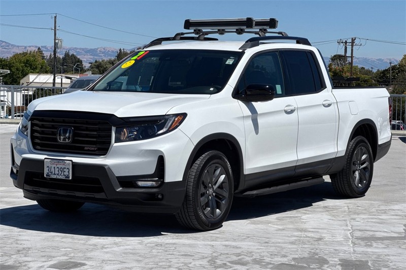 Honda Ridgeline Vehicle Full-screen Gallery Image 07