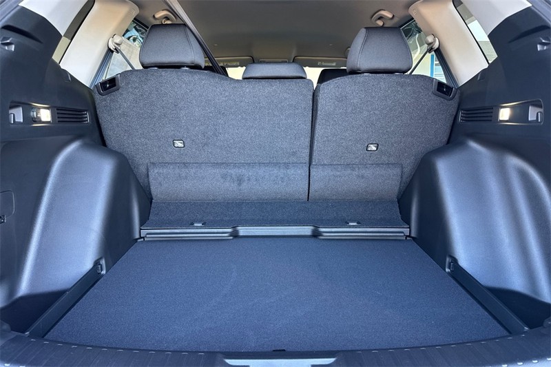 Honda CR-V Vehicle Full-screen Gallery Image 12