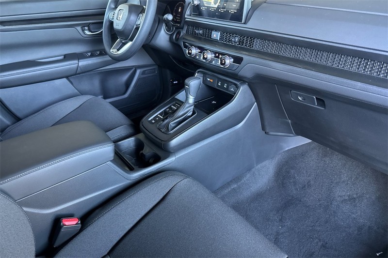 Honda CR-V Vehicle Full-screen Gallery Image 13